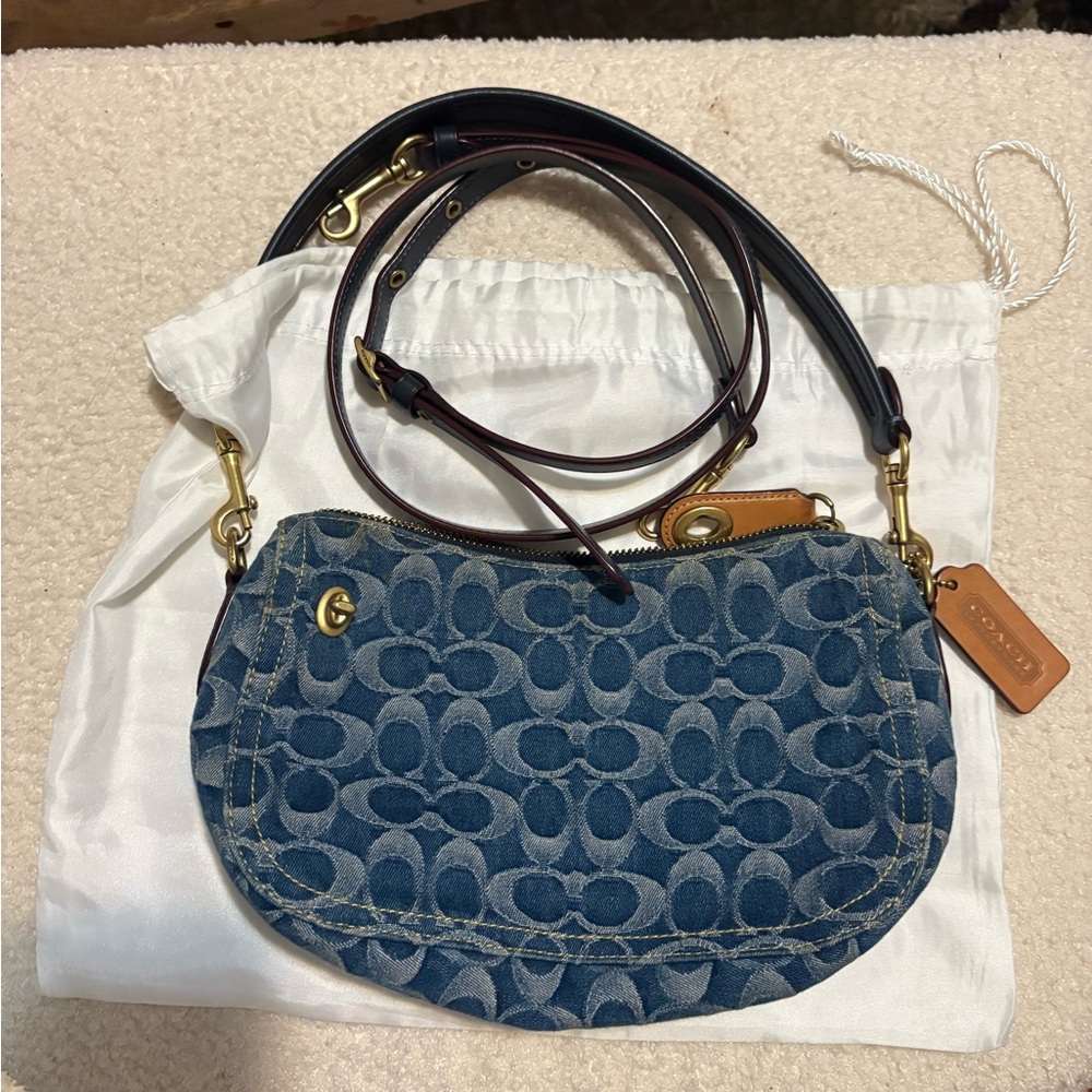 Coach Swinger Denim Signature